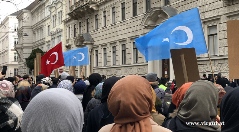 Çin, Uygur Türklerinin çocuklarını ailelerinden ayırıyor
