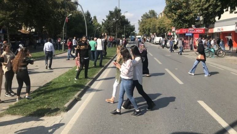 Deprem sırasında ve sonrasında neler yapılmalı, deprem çantasında neler olmalı?