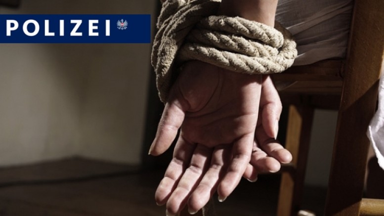 Bir Ay Boyunca Kilitli Tutulan Kız Kurtarıldı