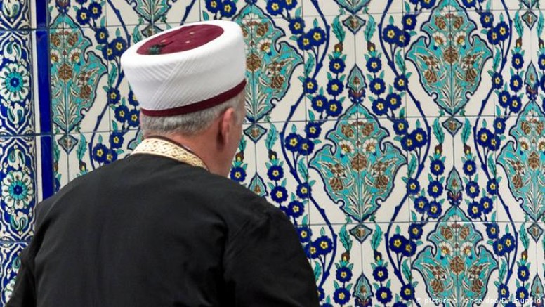 İmamlara Almanca Zorunluluğu