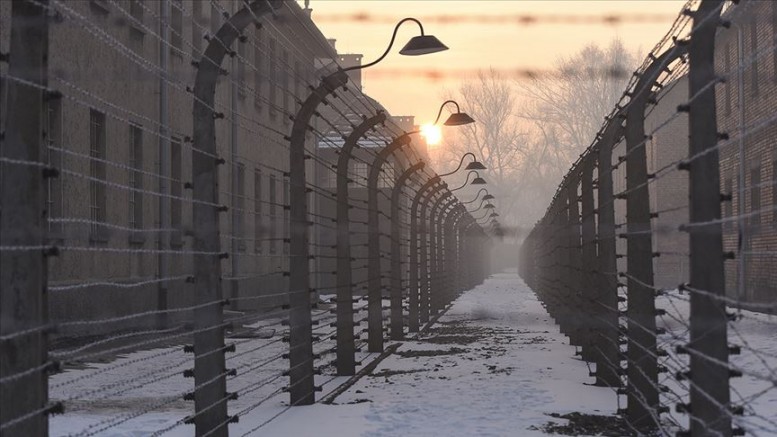 Auschwitz toplama kampı esirlerinin kurtarılmasının 75. yıl dönümü