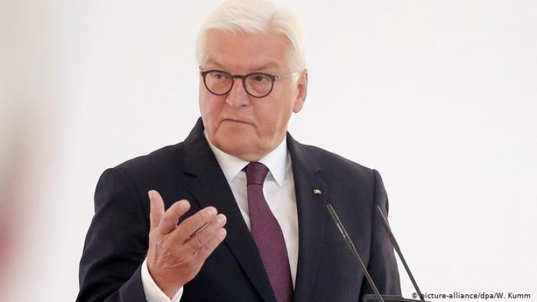 Steinmeier yerel poltikacılara sahip çıkılmasını istedi