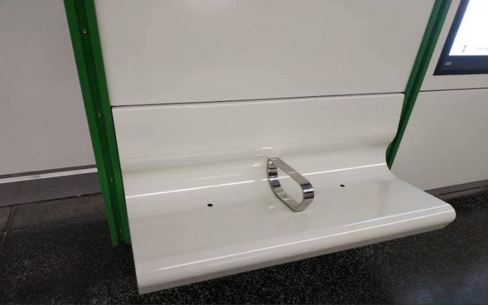 Evsizler Yatmasın Diye Banklara Koçaklar Mı Takıldı?