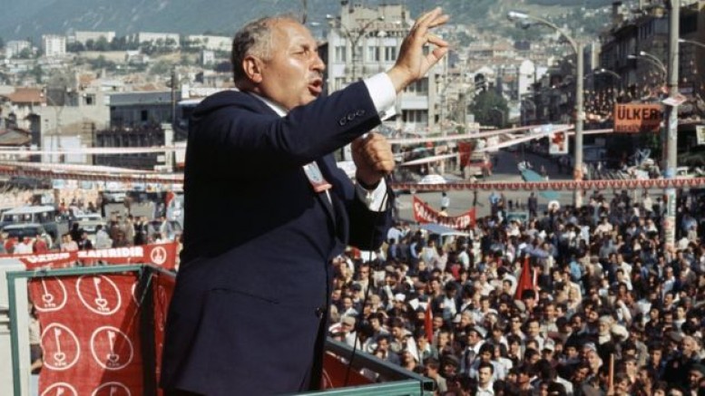 Necmettin Erbakan kimdir?: Siyasi mirası paylaşılamayan ‘mücahit’