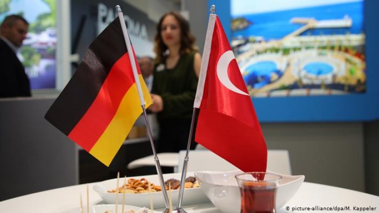 Alman şirketlerin yüzde 44’ü Türkiye’deki yatırımları kısmayı planlıyor
