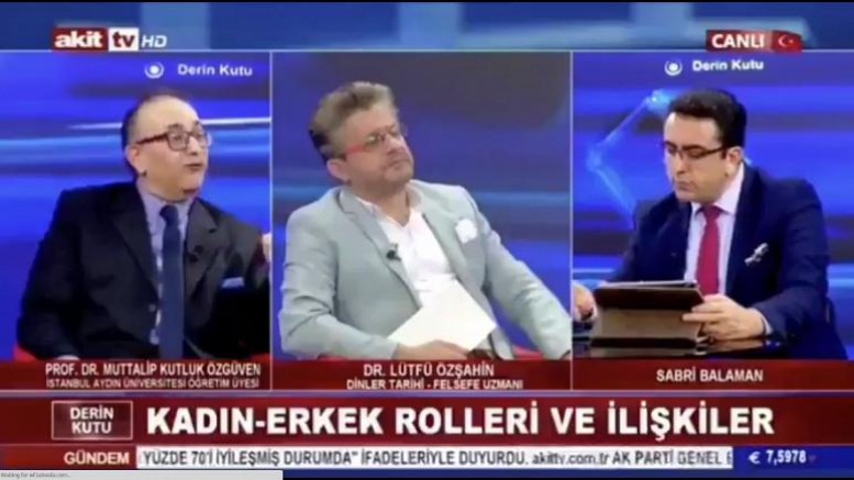 12-17 yaşındaki kız çocuklarının ‘mükemmel vücutları’ olduğunu savunan öğretim üyesine soruşturma