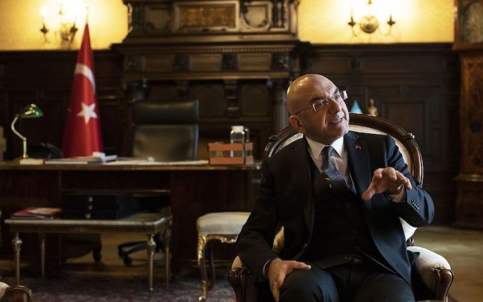 ‘’Avrupa’da Türk, Müslüman olmak, her babayiğidin harcı değil’’
