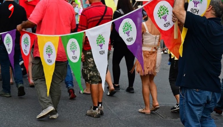 HDP’li beş belediyeye kayyum atandı