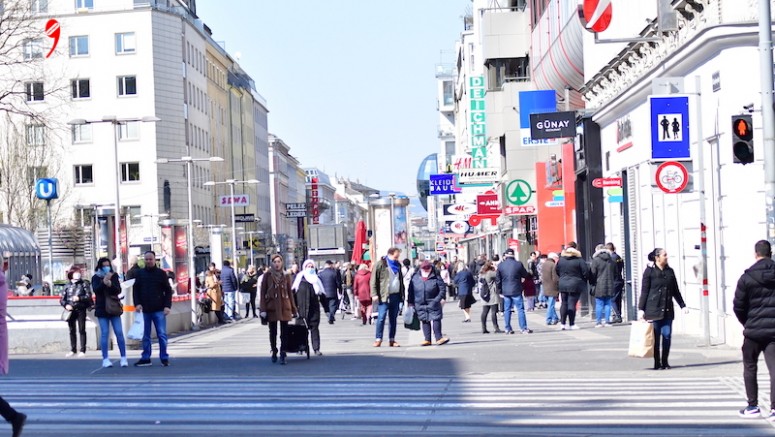 Viyana | Caddelerde dikkat çekici yoğunluk