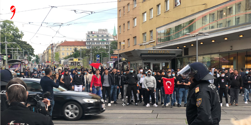 “Avusturya’da yaşamak istiyorsanız, yasalarımıza uymak zorundasınız’’