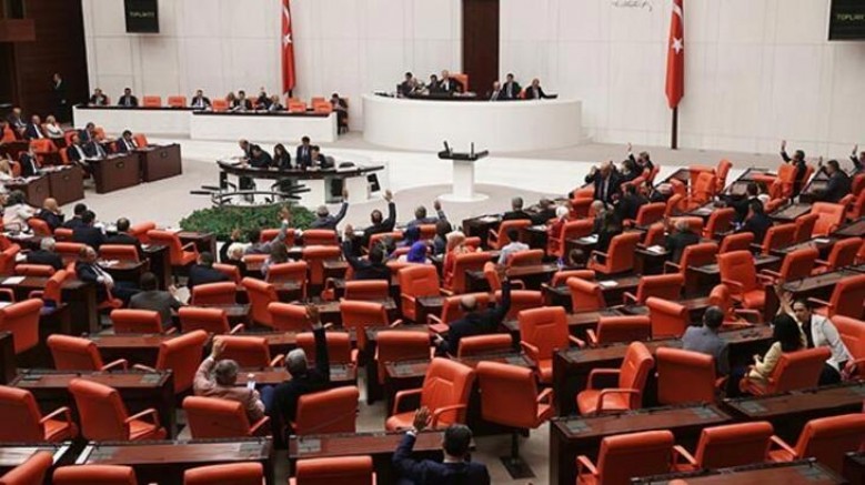 CHP’li Enis Berberoğlu ile HDP’li Leyla Güven ve Musa Farisoğulları’nın milletvekilliği düşürüldü