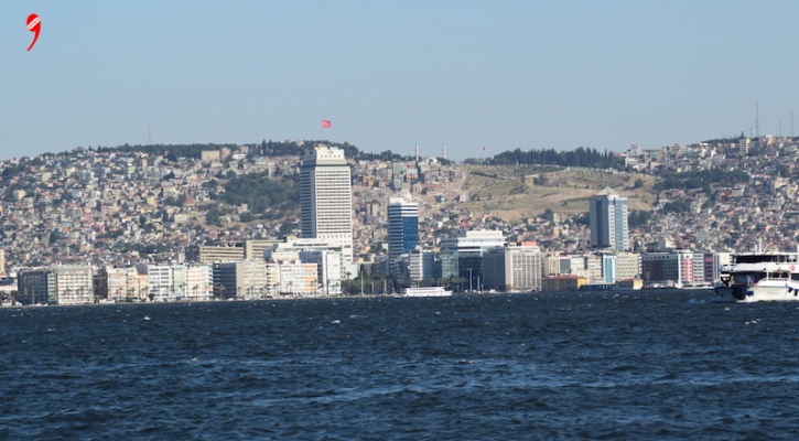 İzmir | Maske takmak zorunlu
