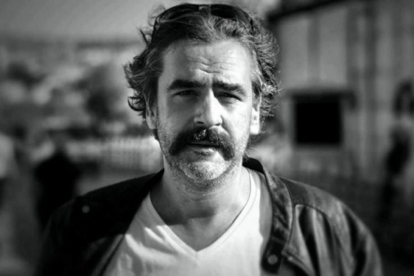 Gazeteci Deniz Yücel’e 2 yıl 9 ay hapis cezası