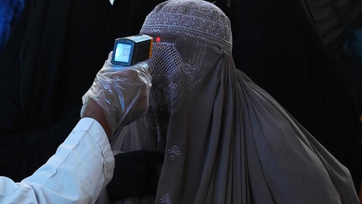 Avrupalılar, Covid-19 salgını döneminde burka yasağını sorguluyor