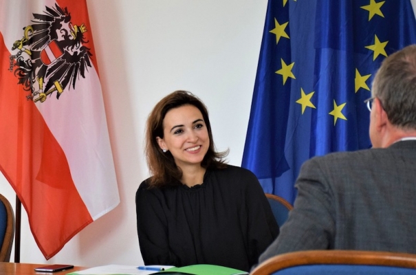 Avusturya Adalet Bakanı Ölümle Tehdit Edildi