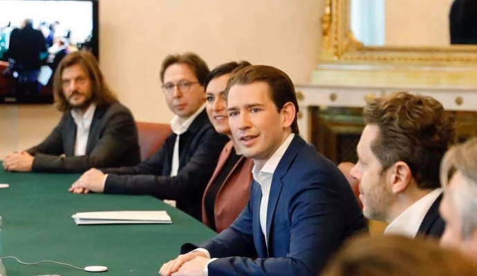 Kurz | “Tünelin Sonundaki Işık Kayboldu”