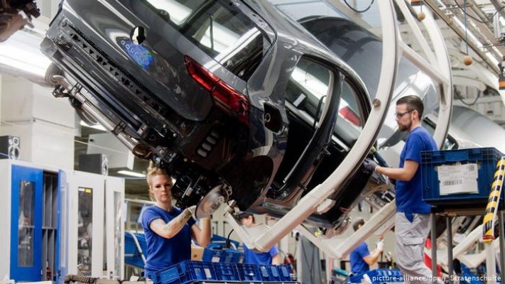 Mercedes, BMW, Audi, Opel, Volkswagen, Porsche on binlerce işçi çıkaracak