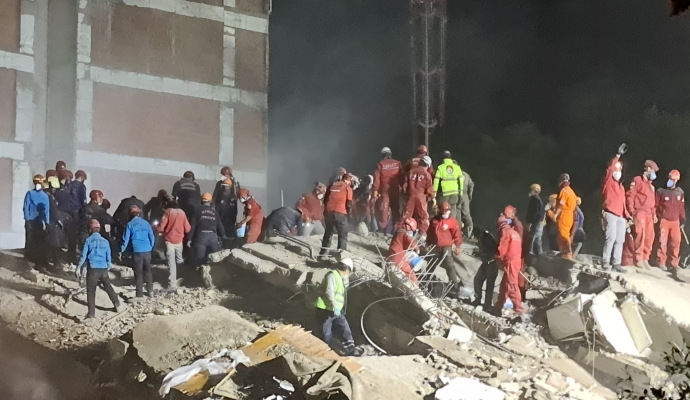 İzmir’de Bir Deprem Daha Meydana Geldi