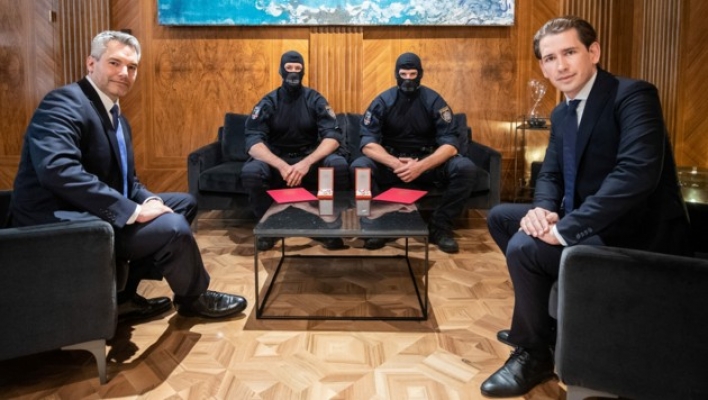 Saldırganı Vuran İki WEGA Polisine ‘’Altın Liyakat Madalyası’’