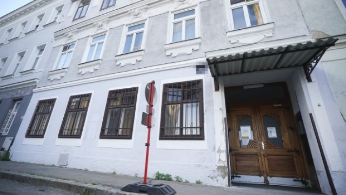 Viyana’da Kapatılan İki Cami, Sivil Polislerin Gözetiminde