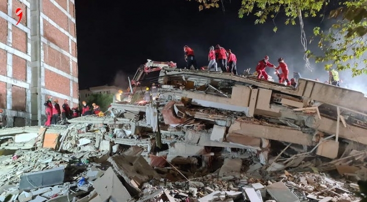 Zahl der Todesopfer nach Erdbeben in der Izmir auf 51 gestiegen