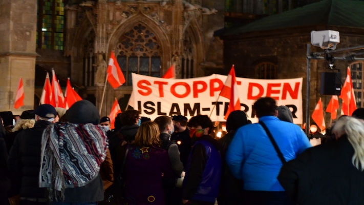 İçişleri Bakanı Avusturya’da Aşırı Sağın Güçlenmesine Karşı Uyardı