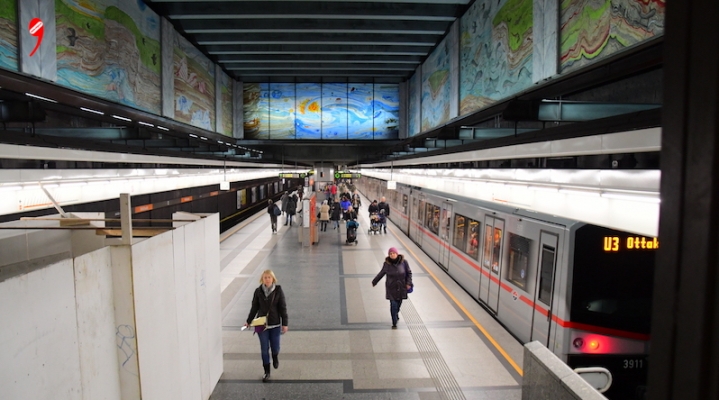 Viyana’da Patlayan Su Borusu İki Metro Hattını Felç Etti