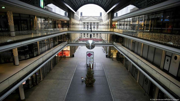 Almanya’da sıkılaştırılmış korona önlemleri devreye girdi