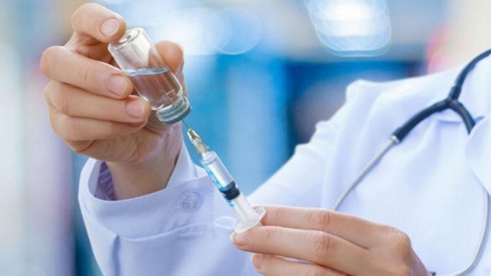 Sağlıkçılardan Önce Ünlülere Aşı Yapılmasına Soruşturma