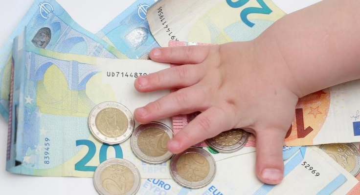 Almanya’da 150 euroluk ek çocuk yardımı