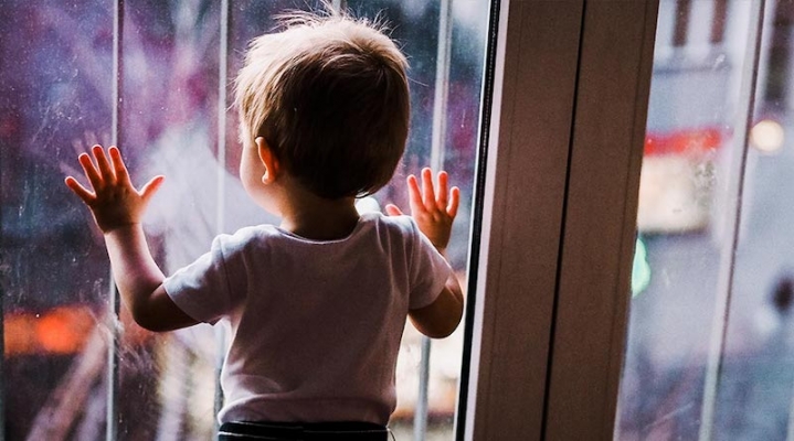 Avusturya’da Her Dört Haftada Bir Çocuk Pencereden Düşüyor