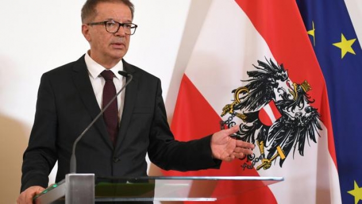 Sağlık Bakanı | “Vaka Sayıları Artış Gösterirse, Kısıtlamalar Artar”