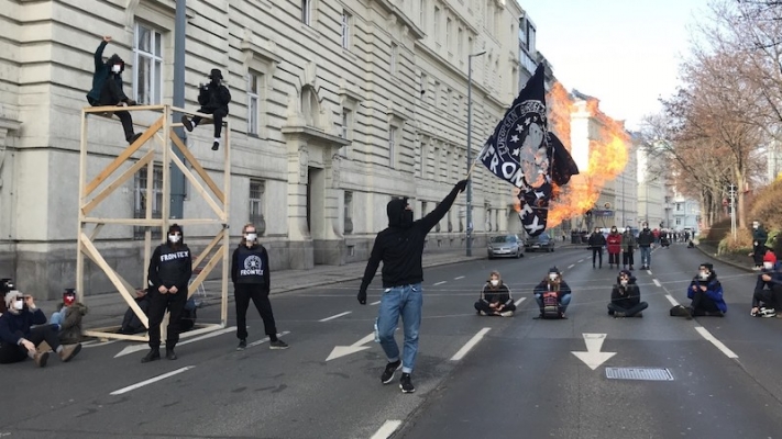 Viyana Polis Gözaltı Merkezinde Eylem