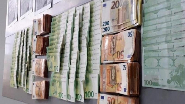 Aracın Şanzımanına Sakladığı Parayı Sırbistan Gümrüğüne Yakalattı