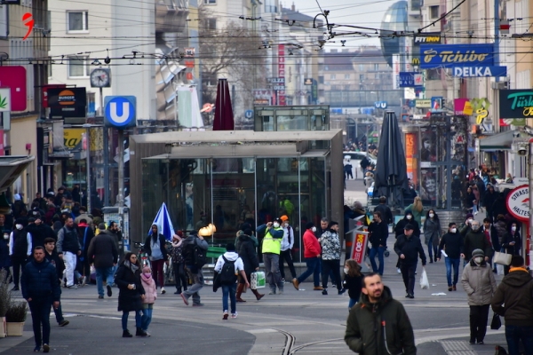 Korona Krizi Avusturya’ya 100 Milyar Euro’ya Mal Oldu