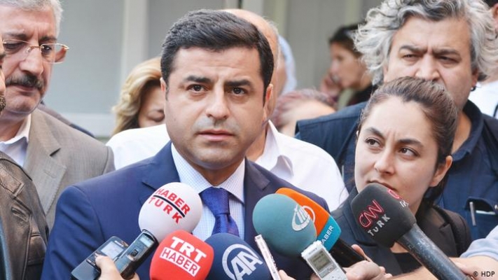 Selahattin Demirtaş’a Cumhurbaşkanı’na Hakaretten 3 Yıl 6 Ay Hapis