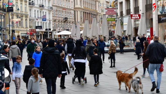 Avusturya’da Pazar Günü 2.076 Yeni Koronavirüs Vakası
