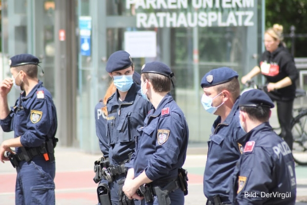 Avusturya Polisi Son Yılların En Uzun Mesaisini Yaptı