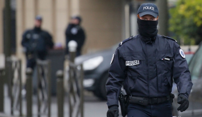 Fransa’da Polis Şiddetini Artıracağı İleri Sürülen ‘Genel Güvenlik’ Yasası Parlamentoda Onaylandı