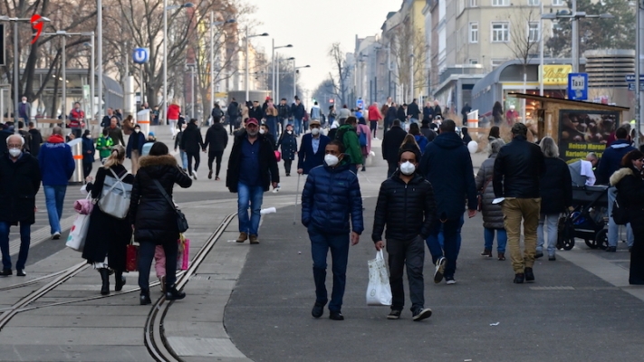 Korona Sayıları Yeniden Yükseliyor