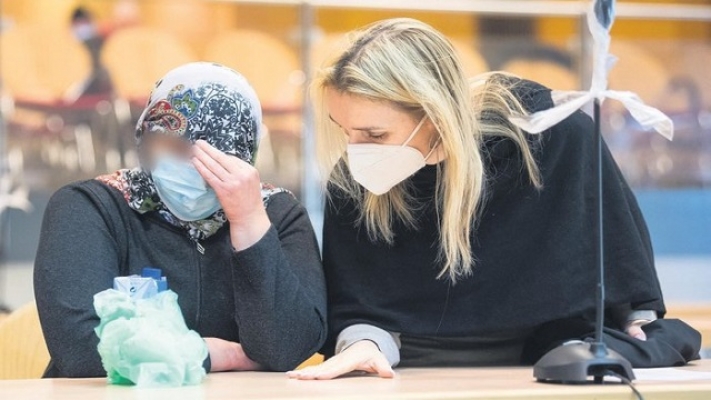 Jugendamt Alacak Diye, Dört Yaşındaki Çocuğunu Nehre Attı