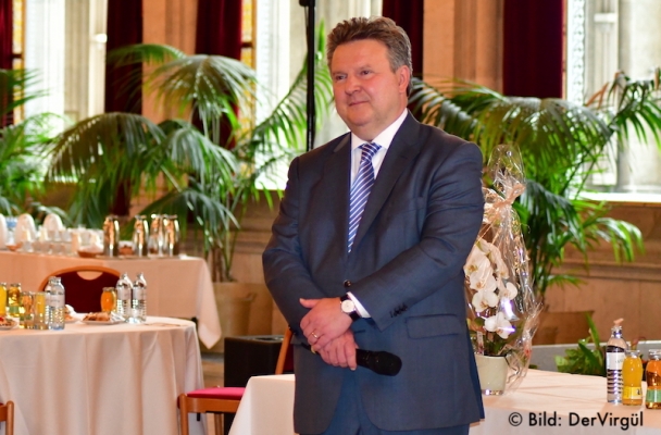 Ludwig | ‘’Korona Virüsün Zenginle Fakir Arasındaki Uçurumu Daha da Büyütmesine İzin Vermemeliyiz!’’