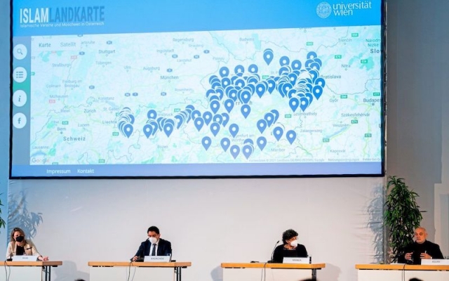 Viyana Belediye Başkanı Ludwig Cami ve Katolik Kiliseleri Üzerindeki Baskıları Kınadı