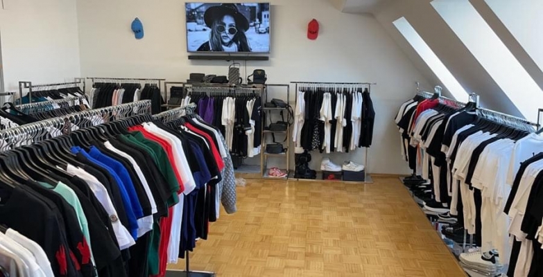 Viyana | Mali Polisten, Çatı Katında Kaçak Mağazaya Baskın