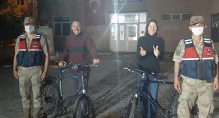 Bisikletle Türkiye Turu Yapan İki Turistin Bisikletleri Çalındı