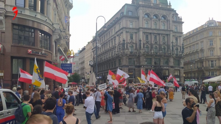 Katolik Köktendinci ve Aşırı Sağcılardan, Gökkuşağı Geçit Törenine Karşı Gösteri