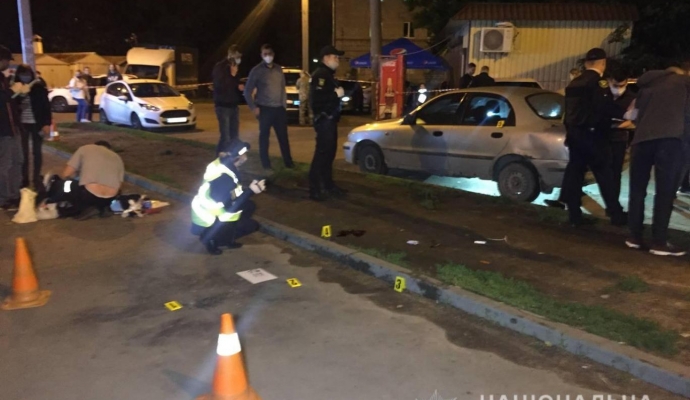 Sokak Kavgasında Yumruk Yiyen Adam El Bombası Attı