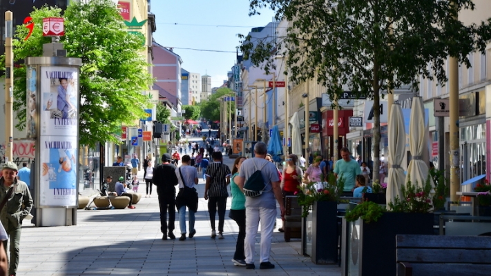 Viyana’daki Kısıtlamalar Kafe ve Restoranları Vurdu