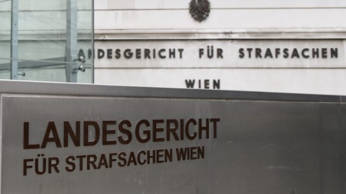 Viyana’da Eski Eşini Bıçaklayan Sanığa 18 Yıl Hapis