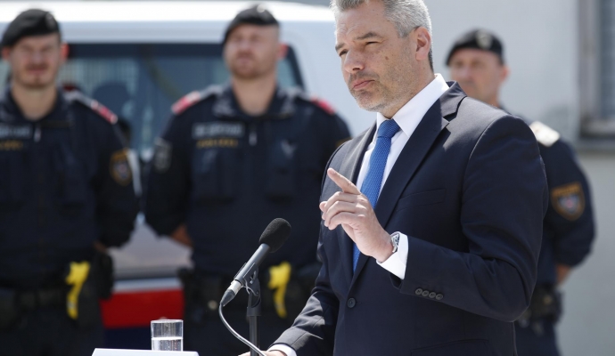 Afganistan Konferansı Planlanıyor | Avusturya, Sınır Dışı Etmeye Devam Diyor